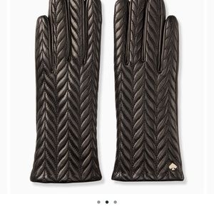 Kate Spade NWT dawn place quilted leather glove